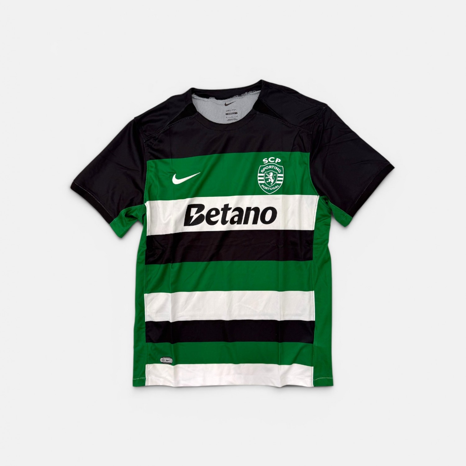NIKE SPORTING CP FOOTBALL SHIRT